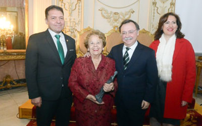Premio María de Eza a la Sra. Nona Alguacil