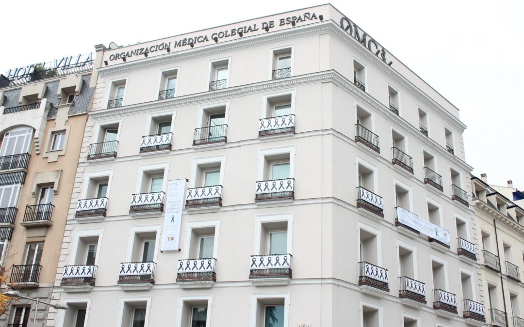 La sede de la OMC se llena de crespones en homenaje a los 80 médicos fallecidos en el ejercicio de su profesión