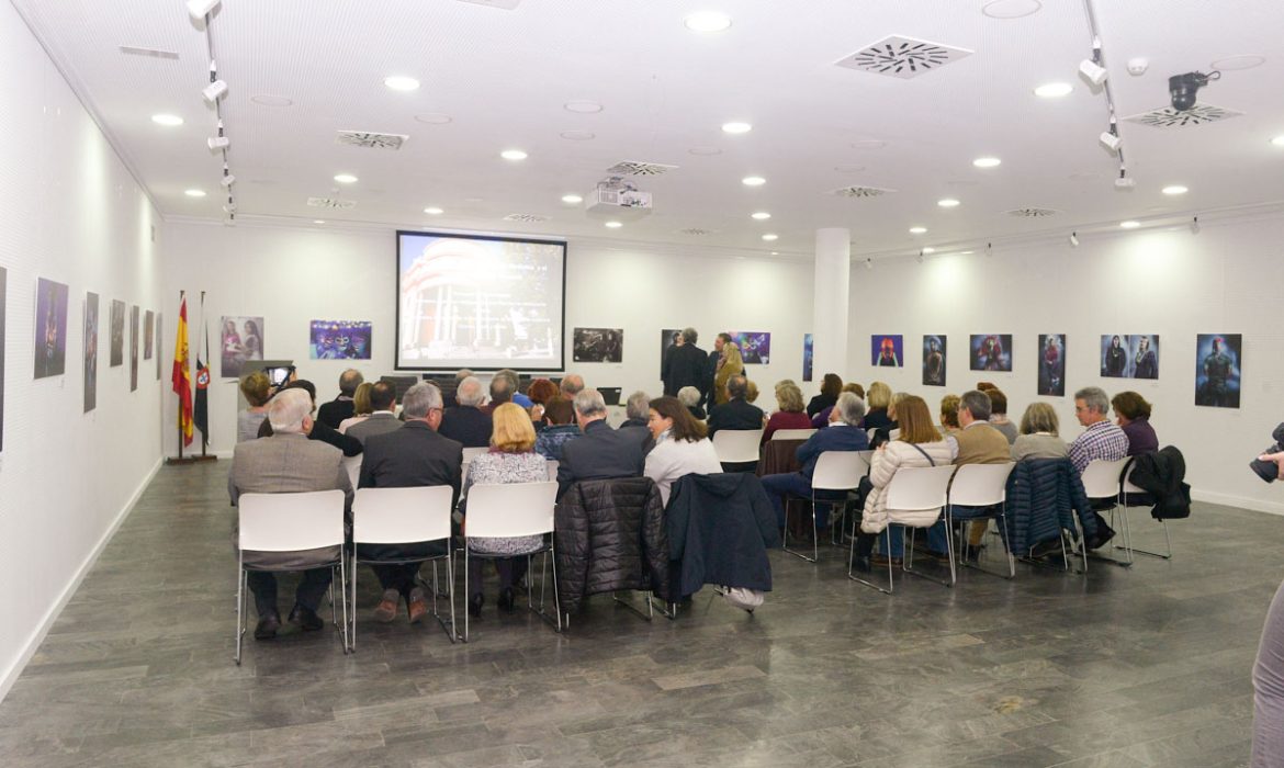 Visita de antiguos alumnos de la Facultad de Medicina de Granada