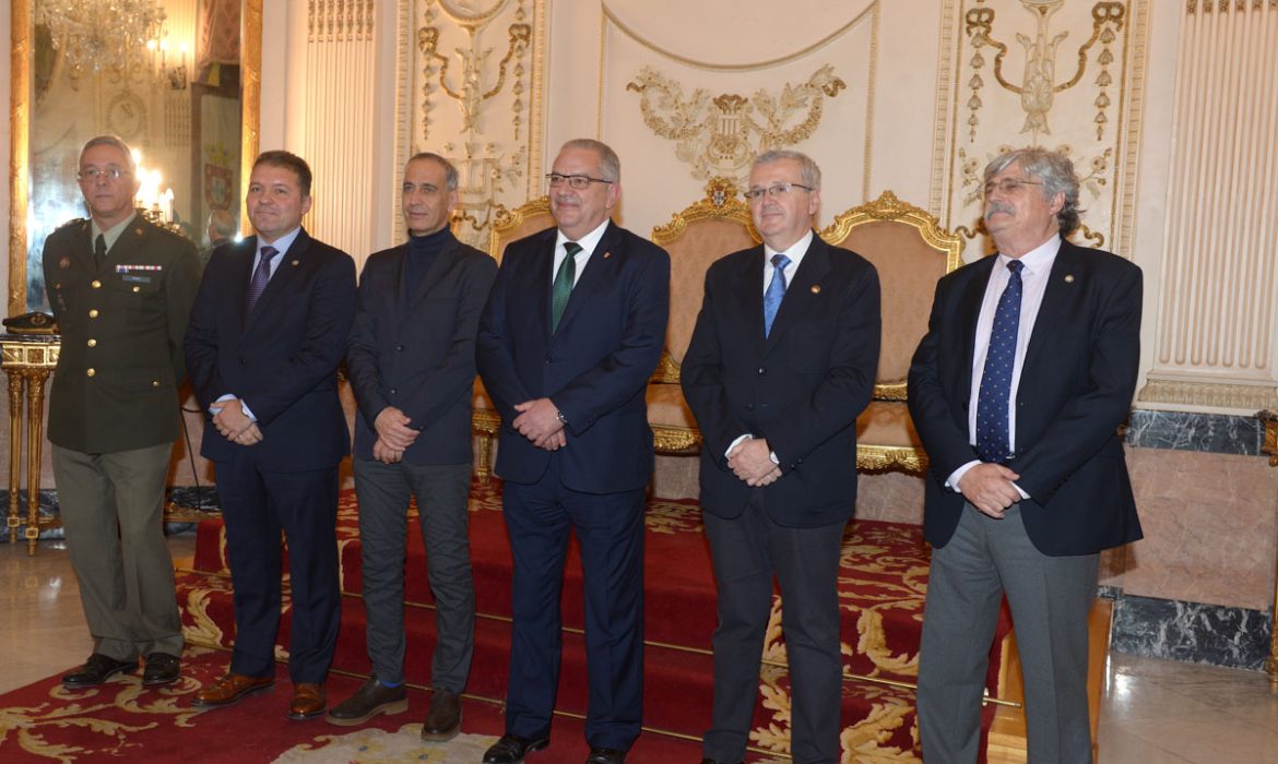 Acto de Reconocimiento al Primer Presidente del Colegio Médico
